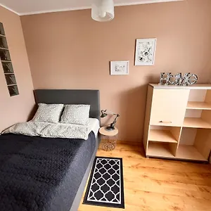 Roentgena 16 Przy Centrum Onkologii I Klinice Novum , Warszawa Polska